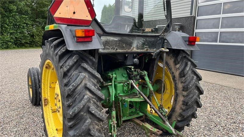 John Deere 2450 Med servostyring - Trator: foto 4 John Deere 2450 Med servostyring - Trator: foto 4