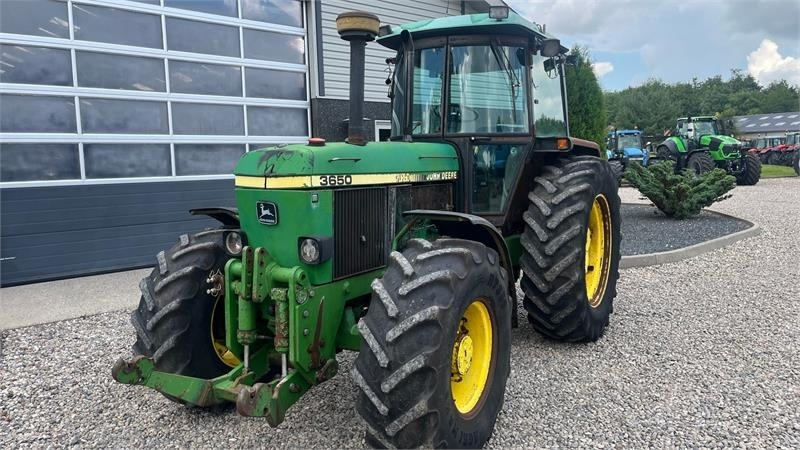 John Deere 3650 Med frontlift - Trator: foto 2 John Deere 3650 Med frontlift - Trator: foto 2