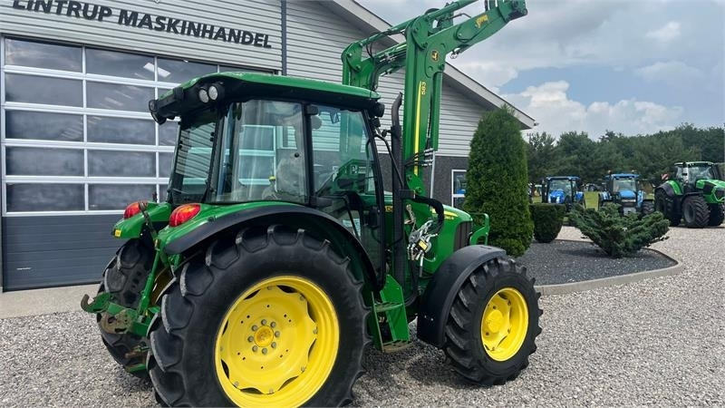Trator John Deere 5080R Med frontlæsser: foto 13