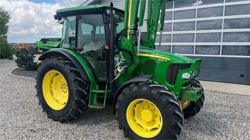Trator John Deere 5080R Med frontlæsser: foto 15