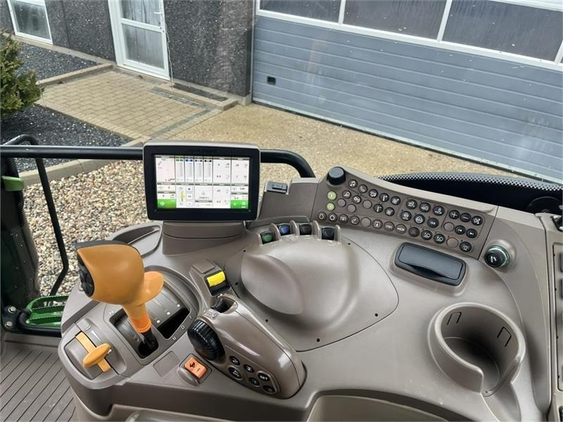 John Deere 6135R Krybegear, frontlift, TLS Affjedret foraksel - Trator: foto 5 John Deere 6135R Krybegear, frontlift, TLS Affjedret foraksel - Trator: foto 5