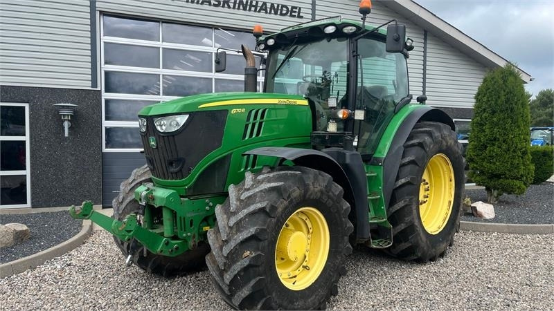 John Deere 6170R AutoPower med frontlift - Trator: foto 2 John Deere 6170R AutoPower med frontlift - Trator: foto 2
