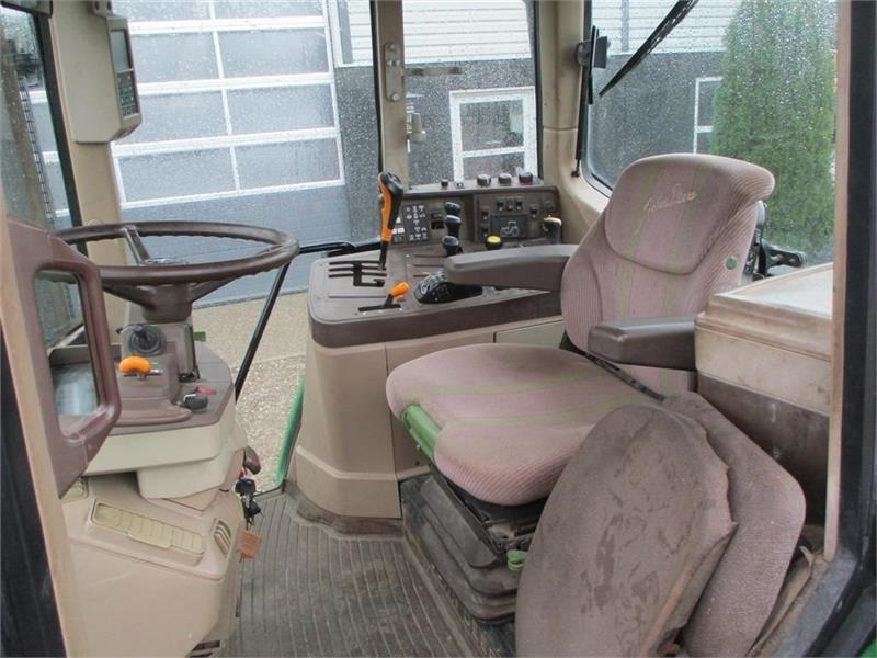 John Deere 6910 TLS, AutoQurd, Hjørnestops computer og frontl - Trator: foto 5 John Deere 6910 TLS, AutoQurd, Hjørnestops computer og frontl - Trator: foto 5