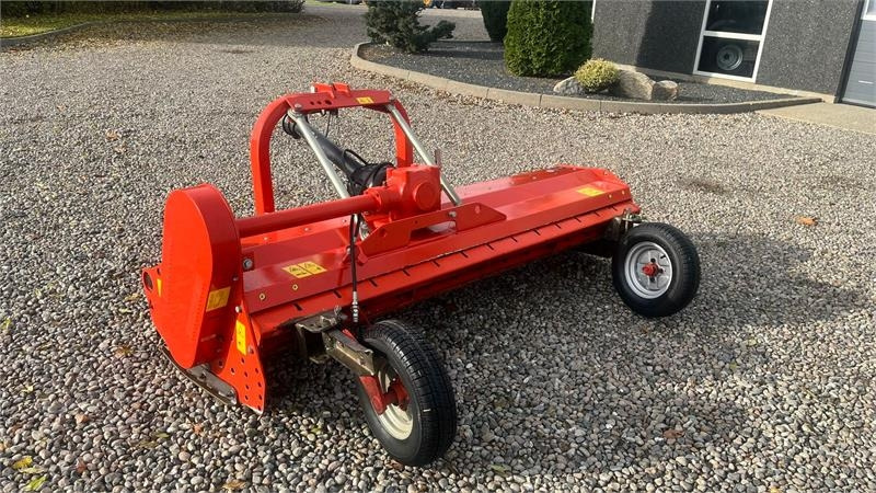 Gadanheira Kuhn VKM 240 Meget velholdt og ikke meget brugt slaglek: foto 7 Gadanheira Kuhn VKM 240 Meget velholdt og ikke meget brugt slaglek: foto 7