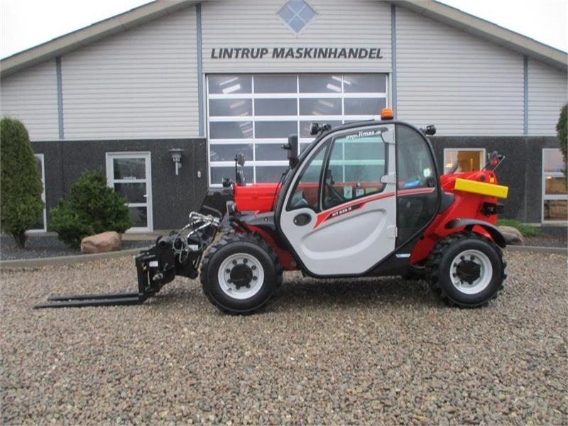 Manitou MT625H Comfort Dansk maskine, med hydrauliske pall - Empilhador telescópico: foto 1 Manitou MT625H Comfort Dansk maskine, med hydrauliske pall - Empilhador telescópico: foto 1