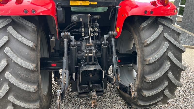 Massey Ferguson 5465 Med frontlift - Trator: foto 5 Massey Ferguson 5465 Med frontlift - Trator: foto 5