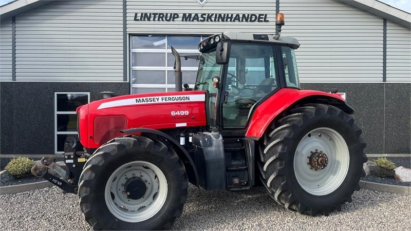 Massey Ferguson 6499 Dynashift med frontlift og frontpto - Trator: foto 1 Massey Ferguson 6499 Dynashift med frontlift og frontpto - Trator: foto 1
