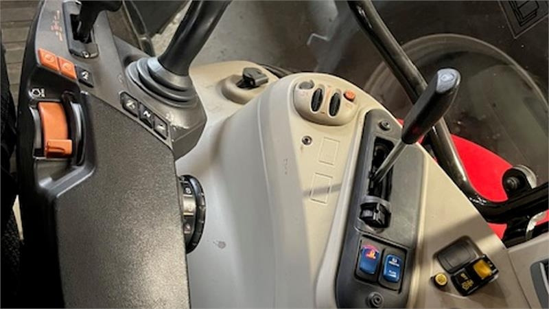 Leasing de Massey Ferguson 6715 S Med front læsser. Læsser er meget lidt brug  Massey Ferguson 6715 S Med front læsser. Læsser er meget lidt brug: foto 9