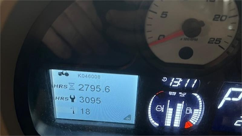 Leasing de Massey Ferguson 6715 S Med front læsser. Læsser er meget lidt brug  Massey Ferguson 6715 S Med front læsser. Læsser er meget lidt brug: foto 8