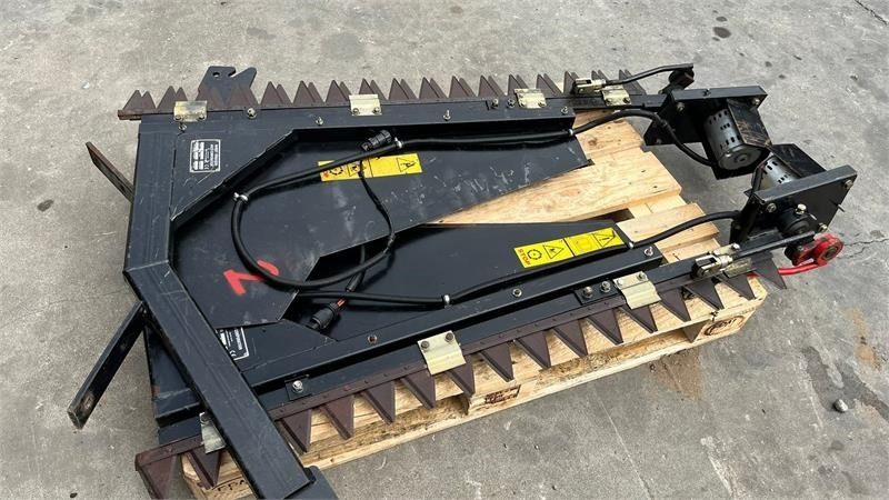 Massey Ferguson 7370 BETA. Gårdmaskine med kun 1080 motortimer. Me  - Ceifeira debulhadora: foto 4 Massey Ferguson 7370 BETA. Gårdmaskine med kun 1080 motortimer. Me  - Ceifeira debulhadora: foto 4