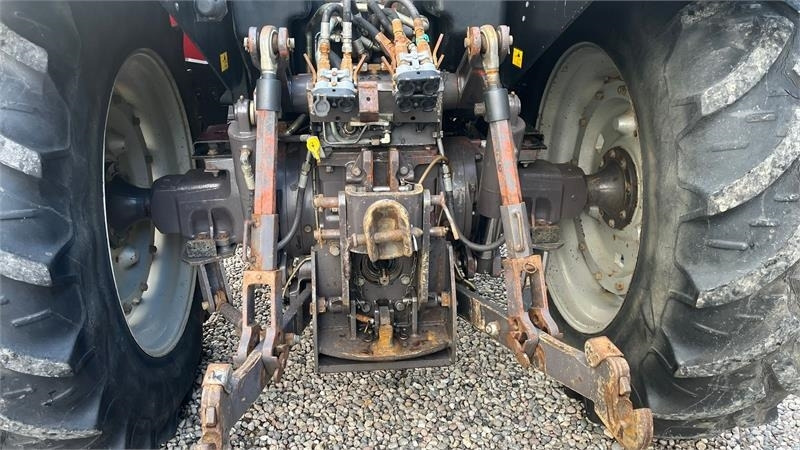 Massey Ferguson 8140 Dyna Shift - Trator: foto 4 Massey Ferguson 8140 Dyna Shift - Trator: foto 4