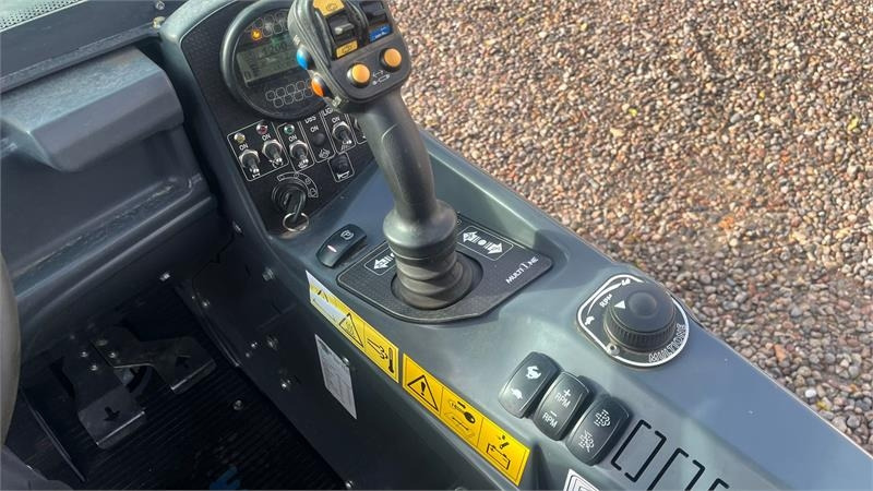 Multione 11.6 k Med pallegafler og multiskovl - Pá carregadora telescópica: foto 5 Multione 11.6 k Med pallegafler og multiskovl - Pá carregadora telescópica: foto 5