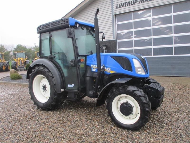 New Holland T4.80 F SuperSteear med aircondition og koblingsfr - Trator: foto 3 New Holland T4.80 F SuperSteear med aircondition og koblingsfr - Trator: foto 3