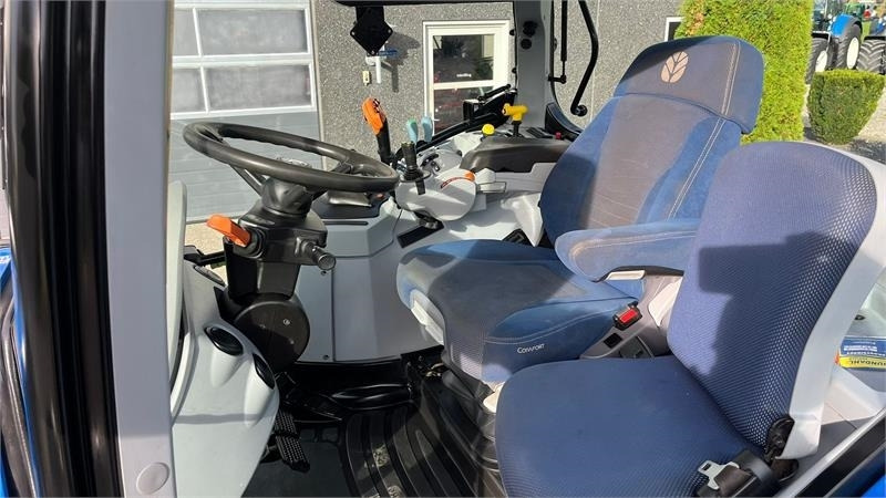 New Holland T7.165S Med frontlæsser - Trator: foto 5 New Holland T7.165S Med frontlæsser - Trator: foto 5