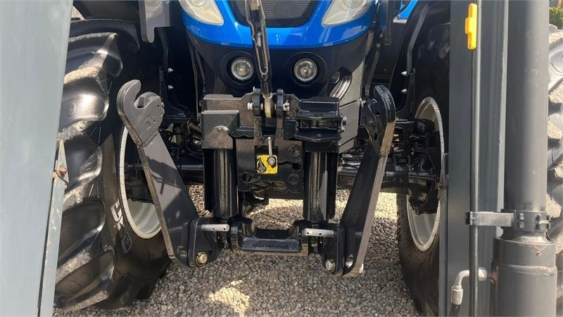 New Holland T7.270 AC med frontlift og frontlæsser - Trator: foto 4 New Holland T7.270 AC med frontlift og frontlæsser - Trator: foto 4