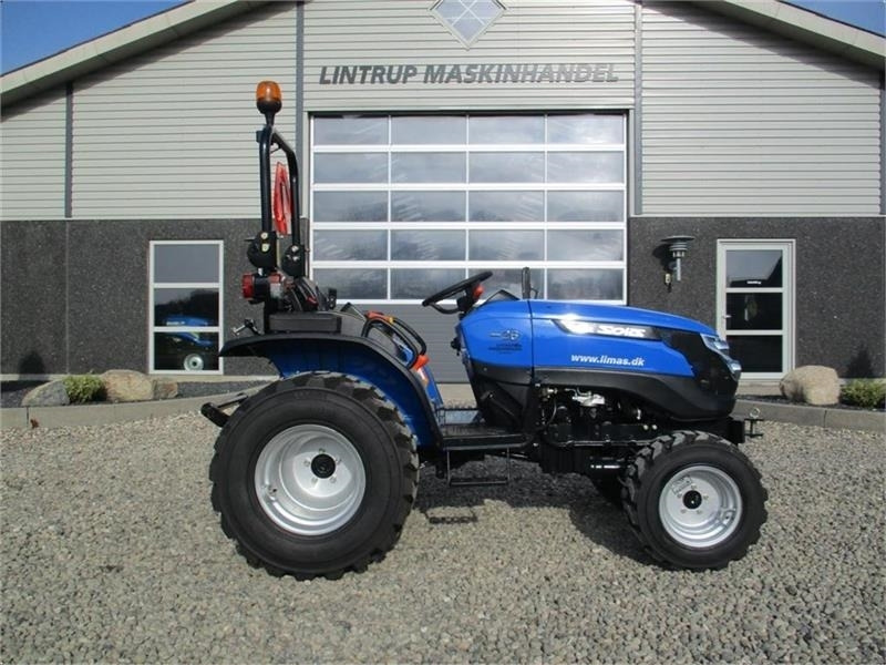 Trator Solis 26 6+2 gearmaskine med Servostyrring og Industri h: foto 9