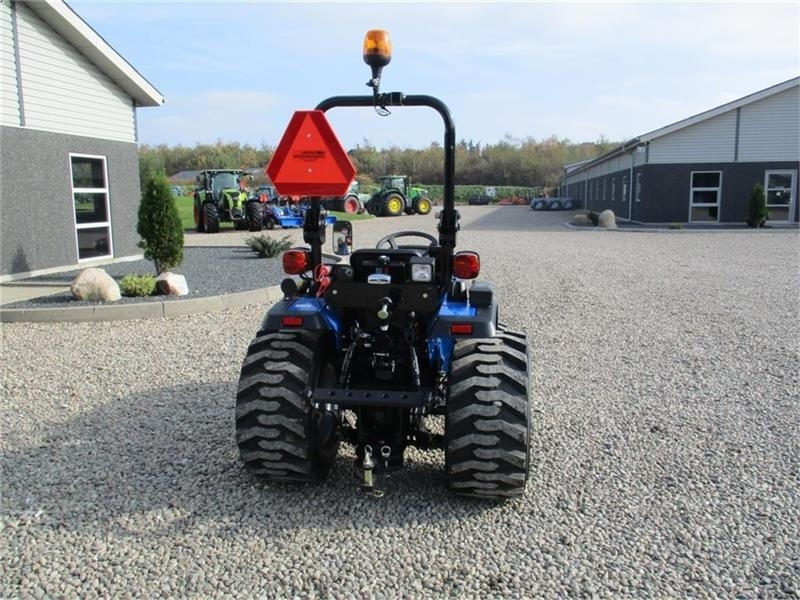 Trator Solis 26 6+2 gearmaskine med Servostyrring og Industri h: foto 15