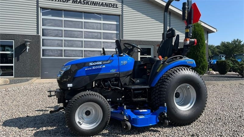 Solis 26 HST Hydrostat Turf hjul og klipperbord - Gadanheira: foto 2 Solis 26 HST Hydrostat Turf hjul og klipperbord - Gadanheira: foto 2