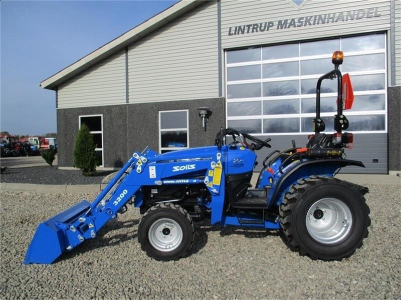 Solis S26 6+2 gearmaskine med Servostyring og fuldhydrau - Trator: foto 2 Solis S26 6+2 gearmaskine med Servostyring og fuldhydrau - Trator: foto 2
