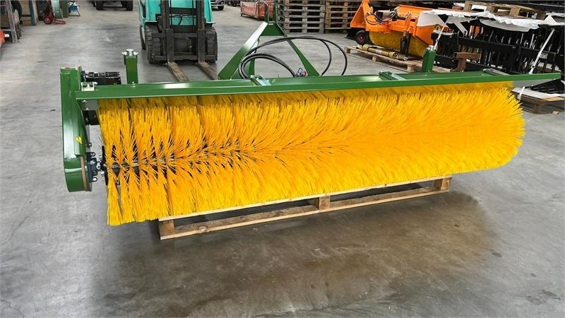 Thyregod TK 2800 med nylon børster og hydraulisk sving. bre - Vassoura: foto 5 Thyregod TK 2800 med nylon børster og hydraulisk sving. bre - Vassoura: foto 5