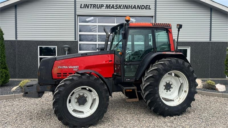 Valmet 8050 - Trator: foto 1 Valmet 8050 - Trator: foto 1