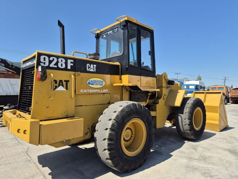 Caterpillar CAT 928F - Pá carregadora de rodas: foto 1 Caterpillar CAT 928F - Pá carregadora de rodas: foto 1