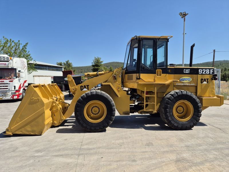 Caterpillar CAT 928F - Pá carregadora de rodas: foto 4 Caterpillar CAT 928F - Pá carregadora de rodas: foto 4