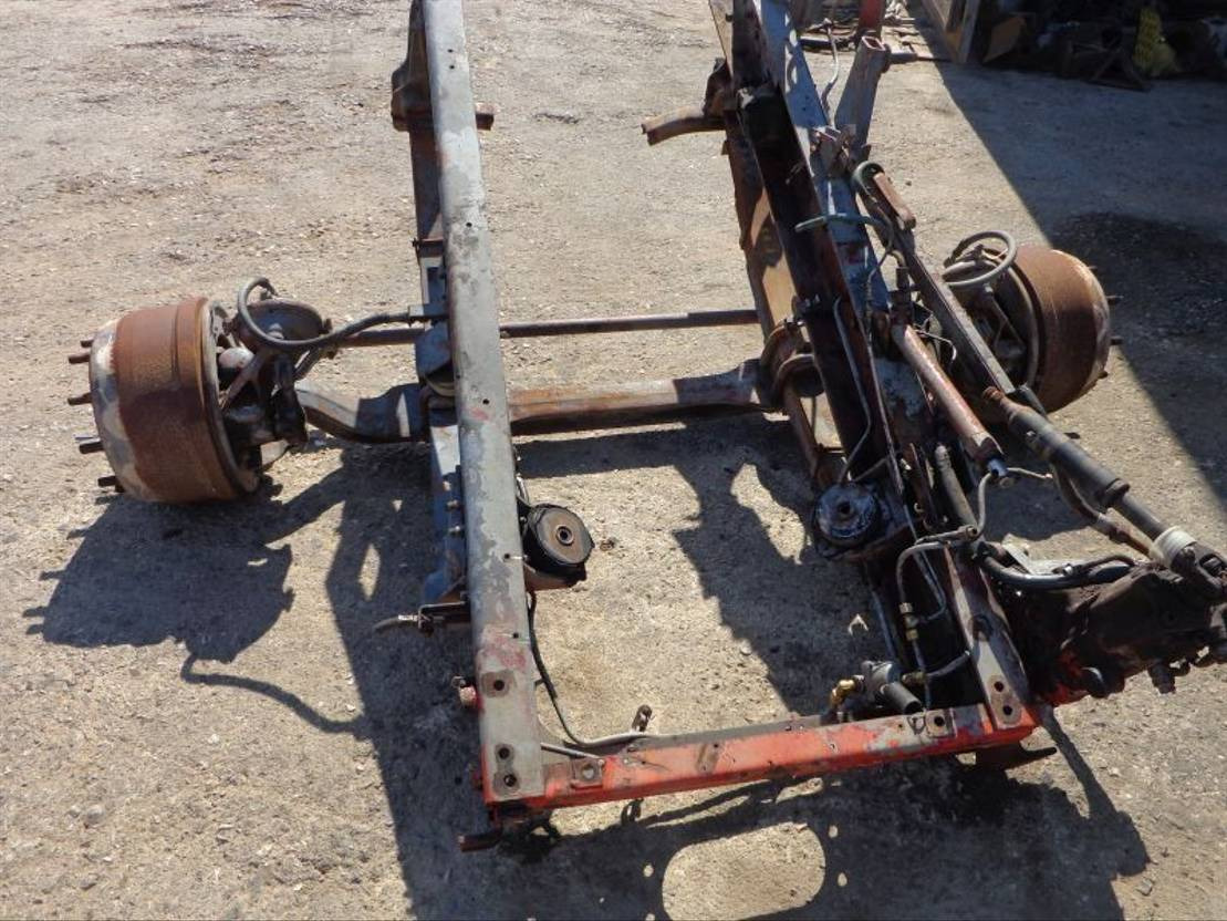 Volvo VOLVO F89 FRONT STEERING SYSTEM - Eixo e peças por Camião: foto 2 Volvo VOLVO F89 FRONT STEERING SYSTEM - Eixo e peças por Camião: foto 2