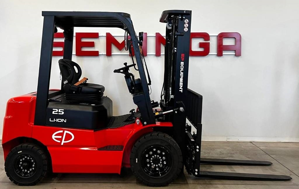 Empilhadeira elétrica novo EP EQUIPMENT EFL252: foto 1