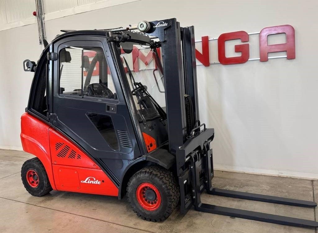 Linde 10768 H20T-02/600 - Empilhadeira a gás: foto 1 Linde 10768 H20T-02/600 - Empilhadeira a gás: foto 1
