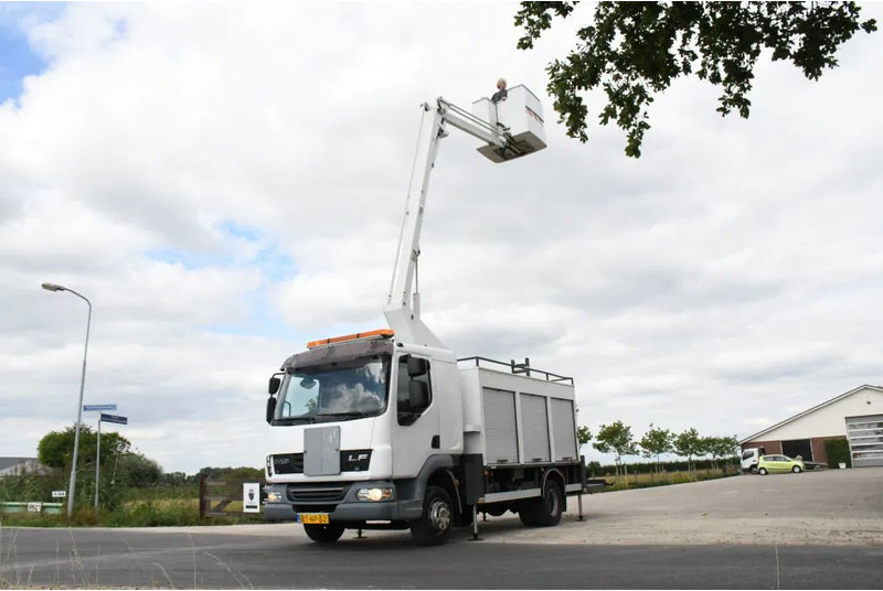 DAF LF 45.160 ARBEITSBUHNE/SKYWORKER/HOOGWERKER!!EURO4!! CUSTERS!! - Camião: foto 5 DAF LF 45.160 ARBEITSBUHNE/SKYWORKER/HOOGWERKER!!EURO4!! CUSTERS!! - Camião: foto 5