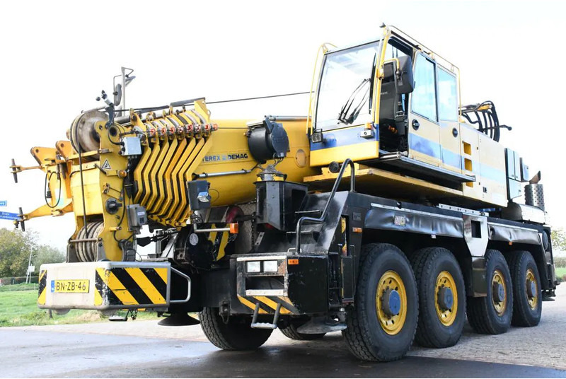 Demag AC60 CITY CLASS! Double cab!!8X8!! - Grua móvel: foto 4 Demag AC60 CITY CLASS! Double cab!!8X8!! - Grua móvel: foto 4