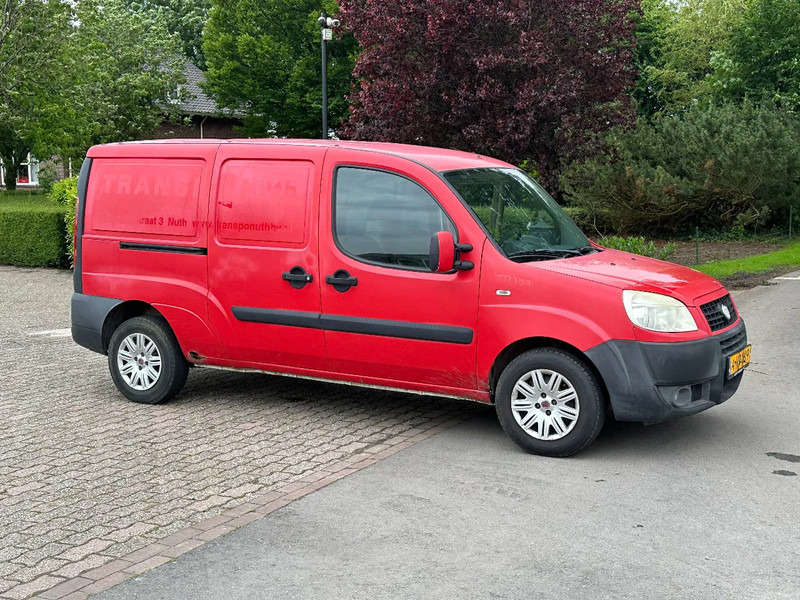 Fiat Doblò 1.9 JTD LANG Airco/Klima schuifdeur EXPORT! - Furgão compacto: foto 2 Fiat Doblò 1.9 JTD LANG Airco/Klima schuifdeur EXPORT! - Furgão compacto: foto 2