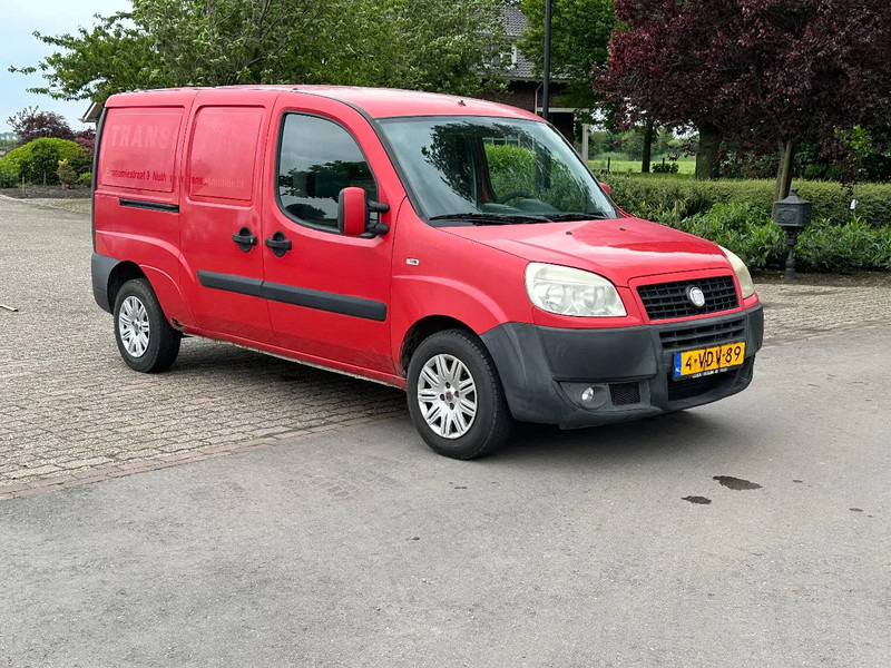 Fiat Doblò 1.9 JTD LANG Airco/Klima schuifdeur EXPORT! - Furgão compacto: foto 1 Fiat Doblò 1.9 JTD LANG Airco/Klima schuifdeur EXPORT! - Furgão compacto: foto 1