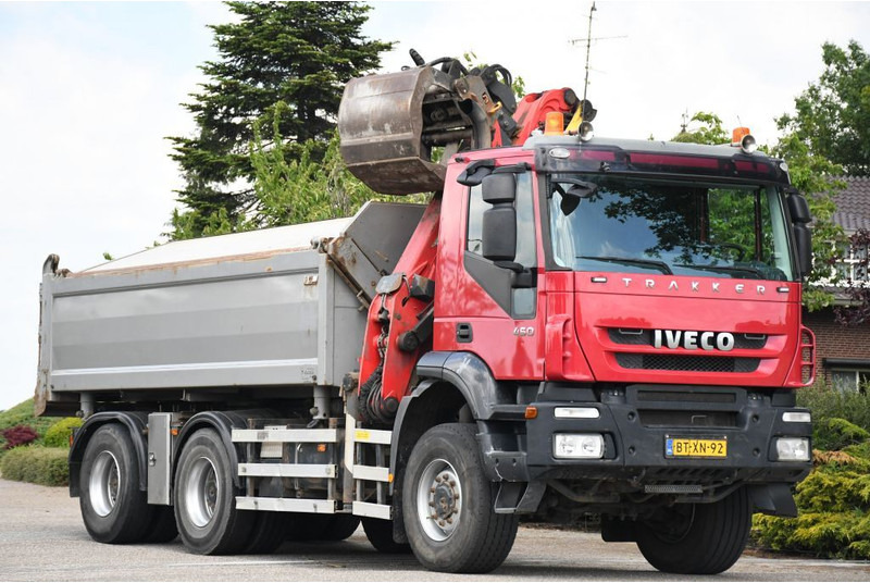 Iveco TRAKKER 450ps !!Z-KRAAN!!RADIO REMOTE!!3 SIDED TIPPER!!EURO5!! 10MM CHASSIS LIBIA!! - Camião basculante, Camião grua: foto 3 Iveco TRAKKER 450ps !!Z-KRAAN!!RADIO REMOTE!!3 SIDED TIPPER!!EURO5!! 10MM CHASSIS LIBIA!! - Camião basculante, Camião grua: foto 3