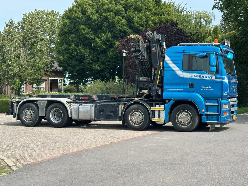 MAN TGA 35.440 8x2 HIAB 37TM!!RADIO REMOTE/CONTAINER SYSTEM! - Camião com sistema de cabo, Camião grua: foto 5 MAN TGA 35.440 8x2 HIAB 37TM!!RADIO REMOTE/CONTAINER SYSTEM! - Camião com sistema de cabo, Camião grua: foto 5