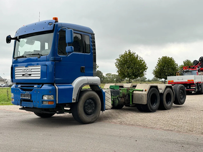 MAN TGA 35.480 8x4!!TRIPLE CHASSIS!! - Camião chassi: foto 3 MAN TGA 35.480 8x4!!TRIPLE CHASSIS!! - Camião chassi: foto 3