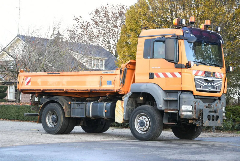 MAN TGS 18.320 AK!!4X4!! KIPPER MEILLER!!KOMMUNAL LKW!!KLIMA - Camião basculante: foto 4 MAN TGS 18.320 AK!!4X4!! KIPPER MEILLER!!KOMMUNAL LKW!!KLIMA - Camião basculante: foto 4