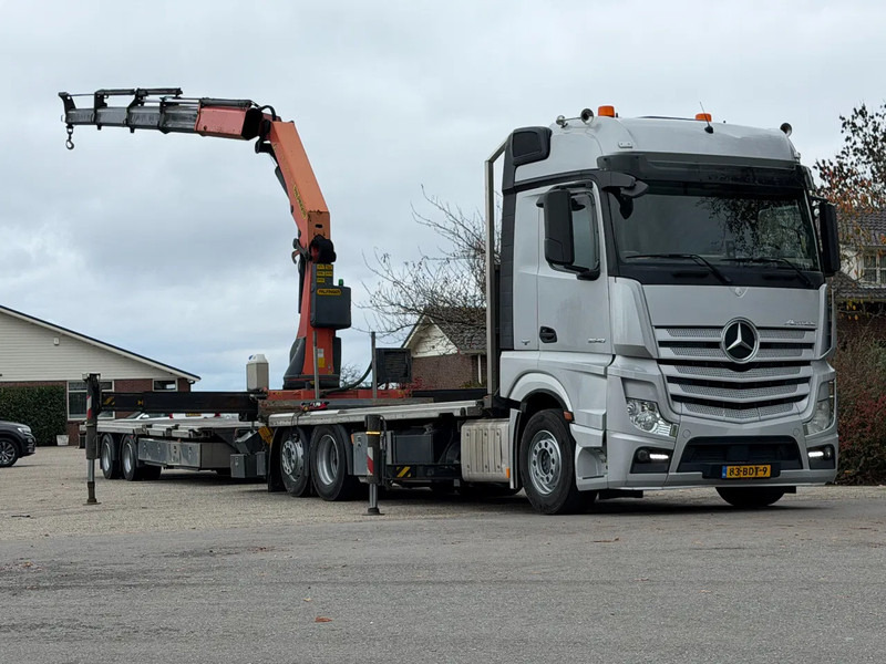 Mercedes-Benz Actros 2640 PALFINGER 34TM CRANE/GRUE!!RADIO REMOTE!!EURO6!! - Camião grua: foto 1 Mercedes-Benz Actros 2640 PALFINGER 34TM CRANE/GRUE!!RADIO REMOTE!!EURO6!! - Camião grua: foto 1