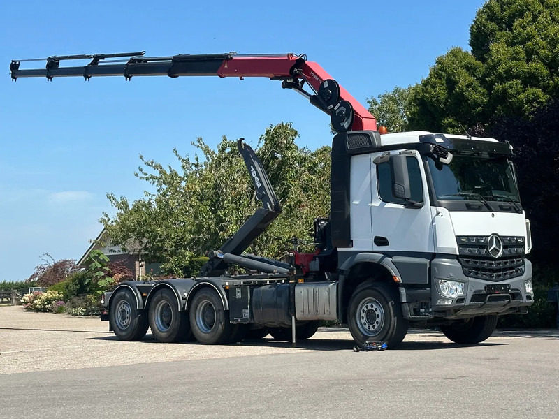 Mercedes-Benz Arocs 3251 8x4 TRIPLE!!28TM KRAAN/HAAK!!EURO6!!TOP! ZERO EMISSIE 2030!! - Camião polibenne, Camião grua: foto 1 Mercedes-Benz Arocs 3251 8x4 TRIPLE!!28TM KRAAN/HAAK!!EURO6!!TOP! ZERO EMISSIE 2030!! - Camião polibenne, Camião grua: foto 1