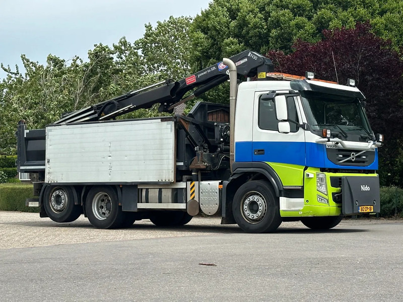 Volvo FM 330 186dkm! !!6X2!!Kraan/KIPPER!!RADIO REMOTE! EX-GEMEENTE/KOMMUNAL! - Camião basculante, Camião grua: foto 2 Volvo FM 330 186dkm! !!6X2!!Kraan/KIPPER!!RADIO REMOTE! EX-GEMEENTE/KOMMUNAL! - Camião basculante, Camião grua: foto 2
