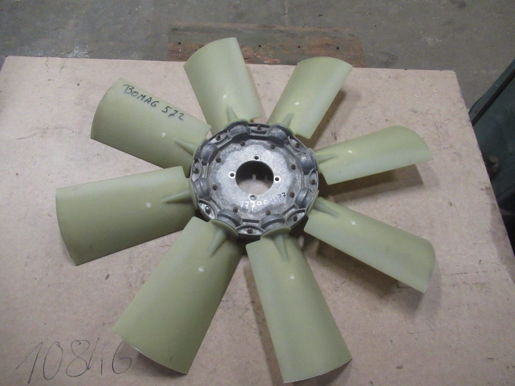Bomag BC572RB - - Ventilador por Máquina de construção: foto 2 Bomag BC572RB - - Ventilador por Máquina de construção: foto 2