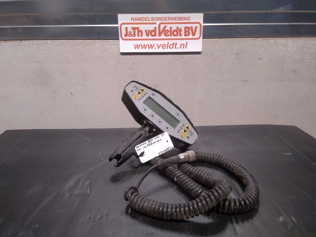 Bomag BM2000-75 - - Painel de instrumentos por Máquina de construção: foto 1 Bomag BM2000-75 - - Painel de instrumentos por Máquina de construção: foto 1