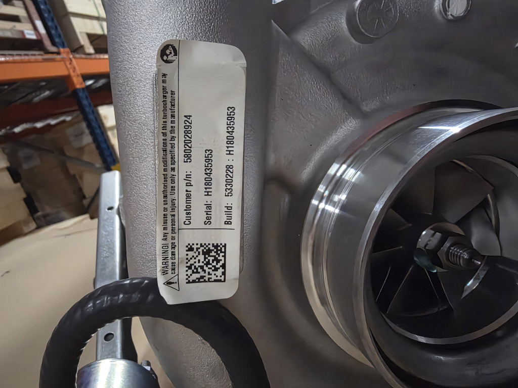 CNH 5802028924 - Turbocompressor por Máquina de construção: foto 2 CNH 5802028924 - Turbocompressor por Máquina de construção: foto 2