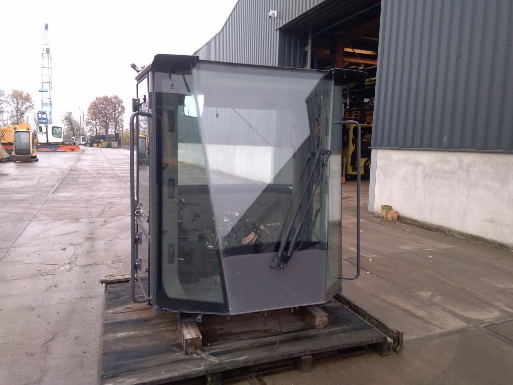 Case 84483623 - 84338702 - Cabine por Máquina de construção: foto 1 Case 84483623 - 84338702 - Cabine por Máquina de construção: foto 1