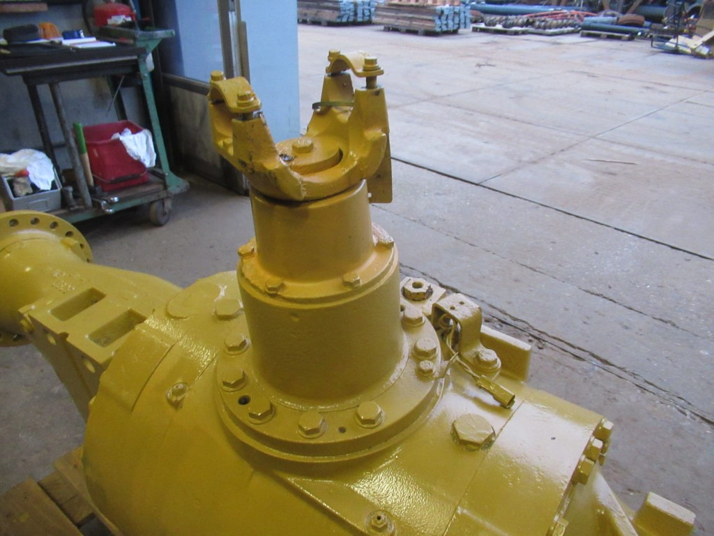 Caterpillar 1267843 - Eixo dianteiro por Máquina de construção: foto 4 Caterpillar 1267843 - Eixo dianteiro por Máquina de construção: foto 4