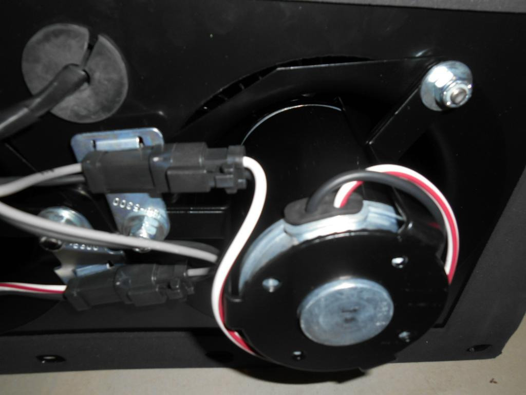 Caterpillar 3085073 - Ventilador do habitáculo por Máquina de construção: foto 4 Caterpillar 3085073 - Ventilador do habitáculo por Máquina de construção: foto 4