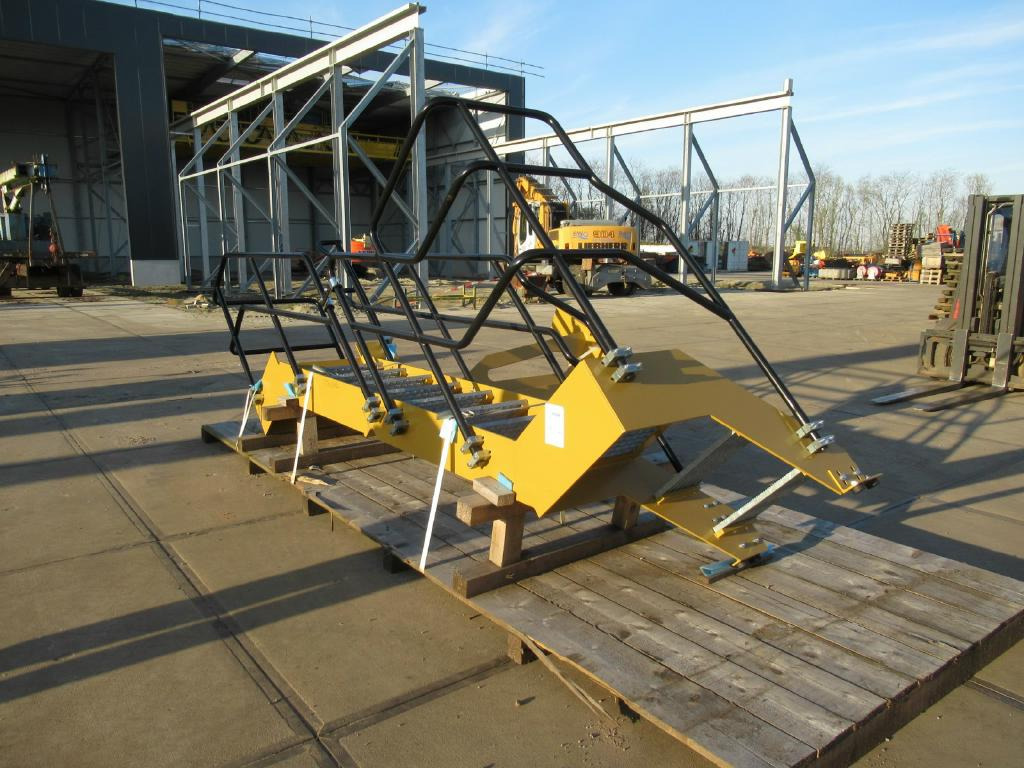 Caterpillar 4778550 - 3767608 - Porta e peças por Máquina de construção: foto 2 Caterpillar 4778550 - 3767608 - Porta e peças por Máquina de construção: foto 2