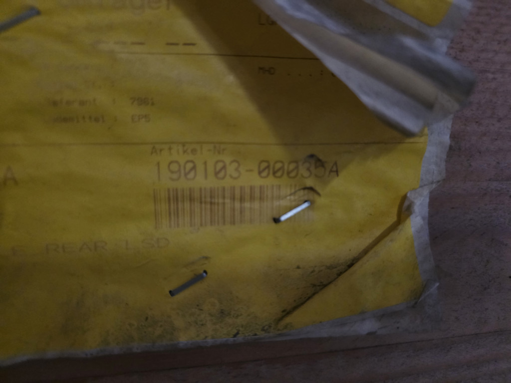 Doosan 190103-00035a - 190103-00035A - Eixo e peças: foto 1 Doosan 190103-00035a - 190103-00035A - Eixo e peças: foto 1