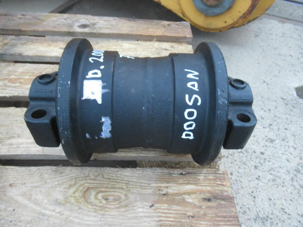 Doosan B200104.0036 - - Rasto - Rolo por Máquina de construção: foto 1 Doosan B200104.0036 - - Rasto - Rolo por Máquina de construção: foto 1